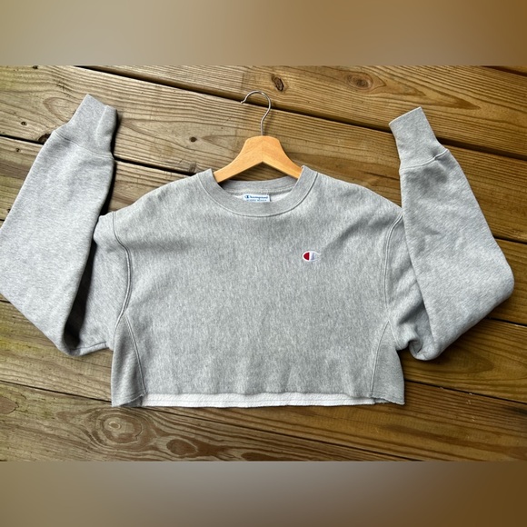 Champion Heather Gray Reverse Weave cropped sweatshirt women’s extra small - Picture 8 of 9